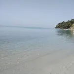 Rebekka's Elani Vilă