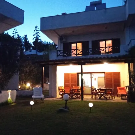 Rebekka's Elani Villa