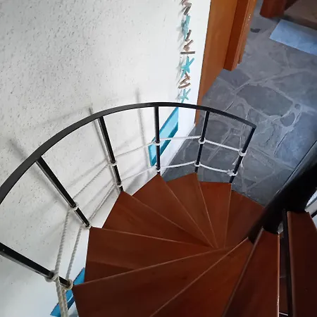 Rebekka's Elani Siviri